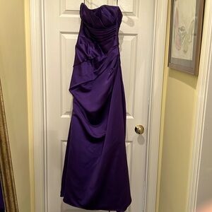 Strapless Sorella Vita, size 4, plum/purple formal wear